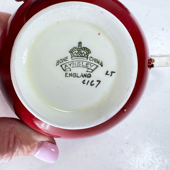 Vtg Aynsley Queens Garden Bone China Tea Cup Saucer Set Scenic Design Red Gold - Picture 12 of 13